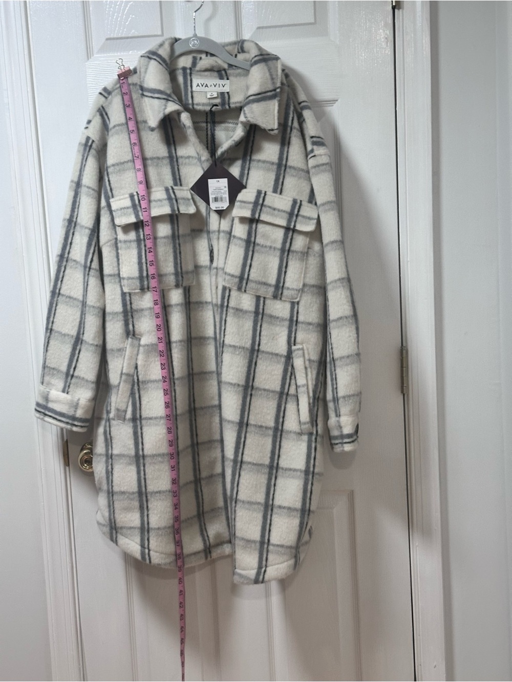 Ava & Viv Cream Plaid Shacket Coat with Gray Windowpane